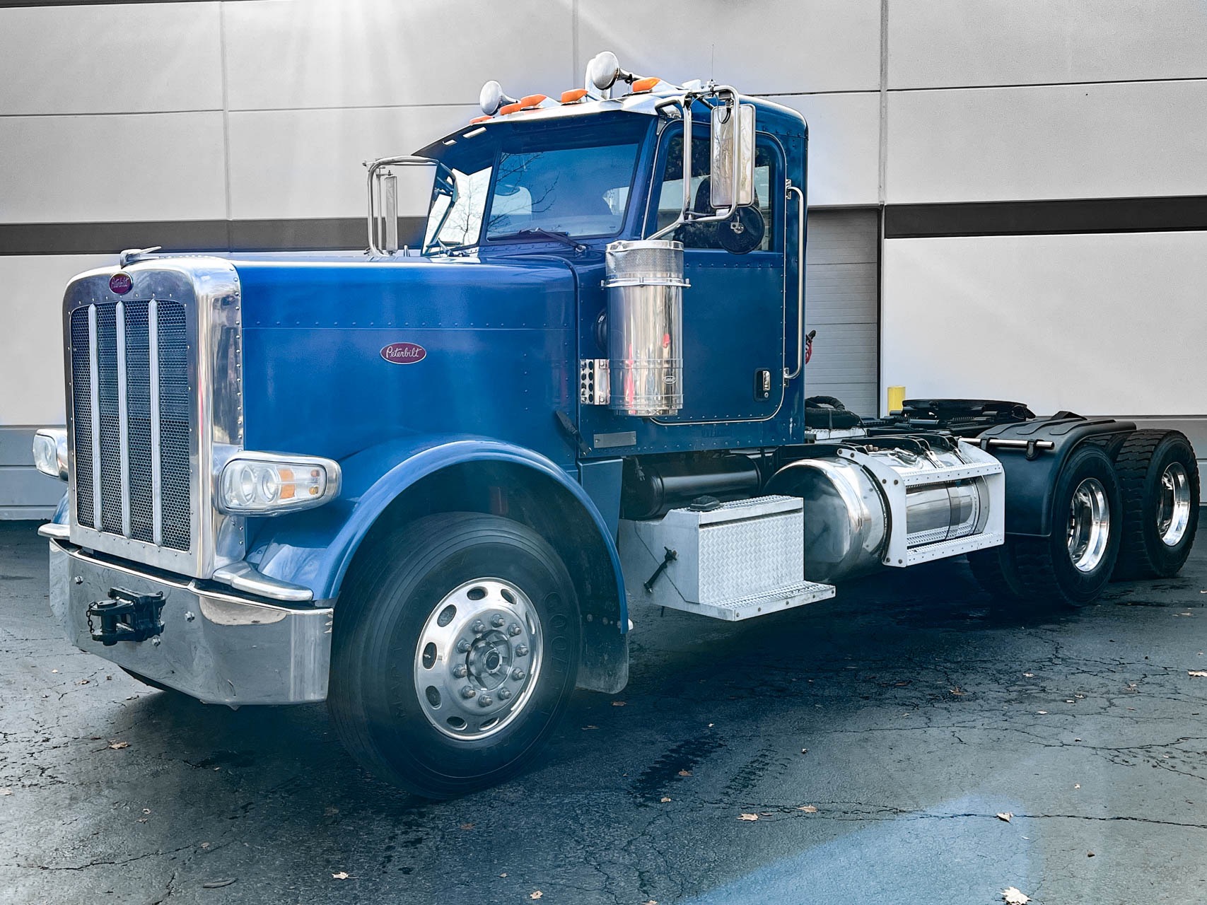 Used 2009 Peterbilt Day Cab For Sale (79,800) Karma Naperville Stock