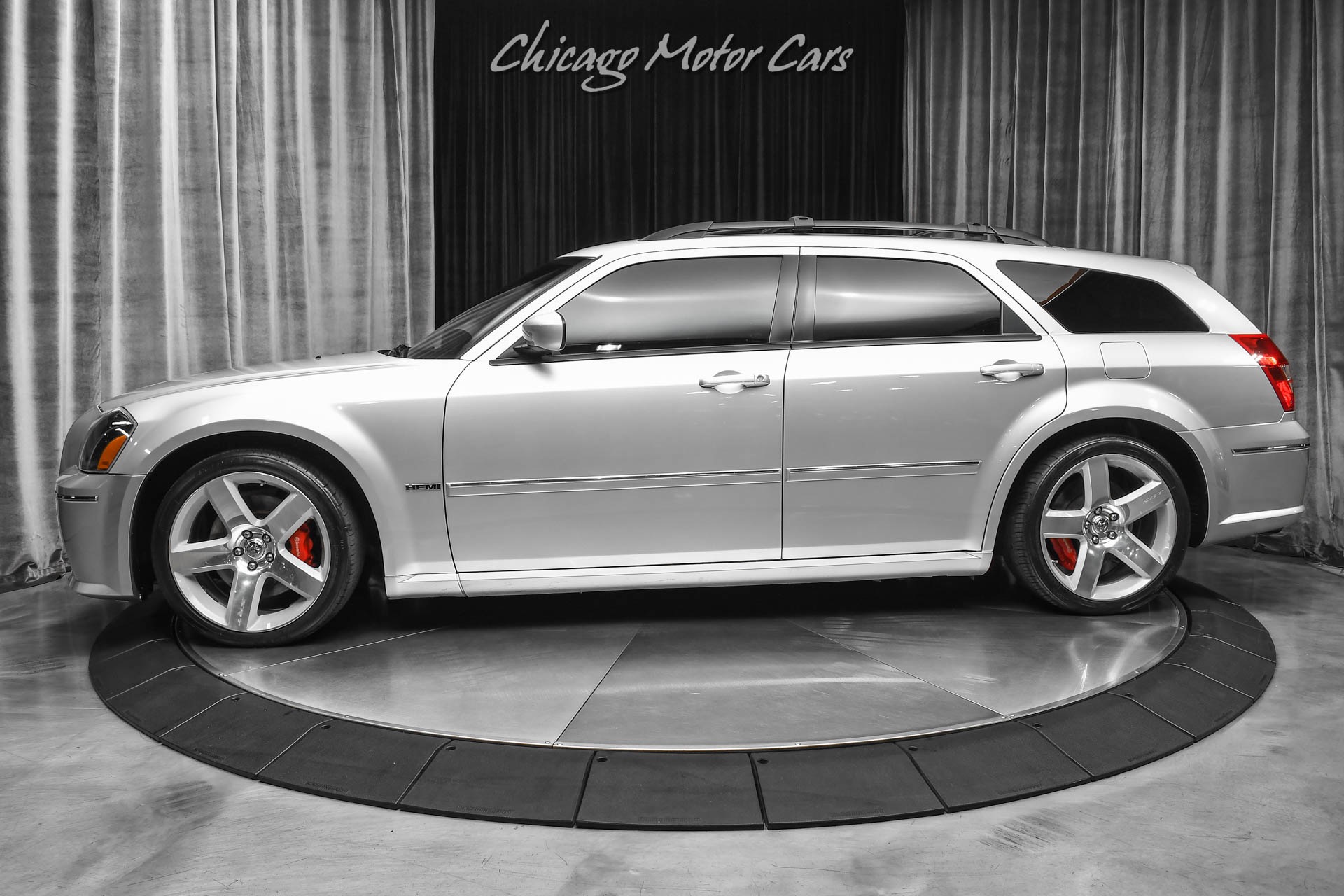 used-2007-dodge-magnum-srt-8-wagon-collectible-425hp-factory