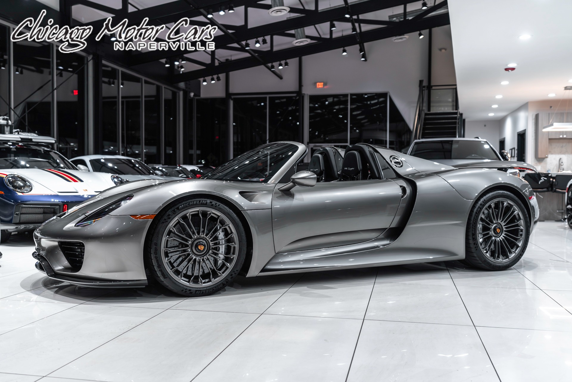 23年モデル カスタム オフタイム スパークルメタリックシルバー Used 2015 Porsche 918 Spyder $63k Liquid Silver Paint! 1 Owner Car