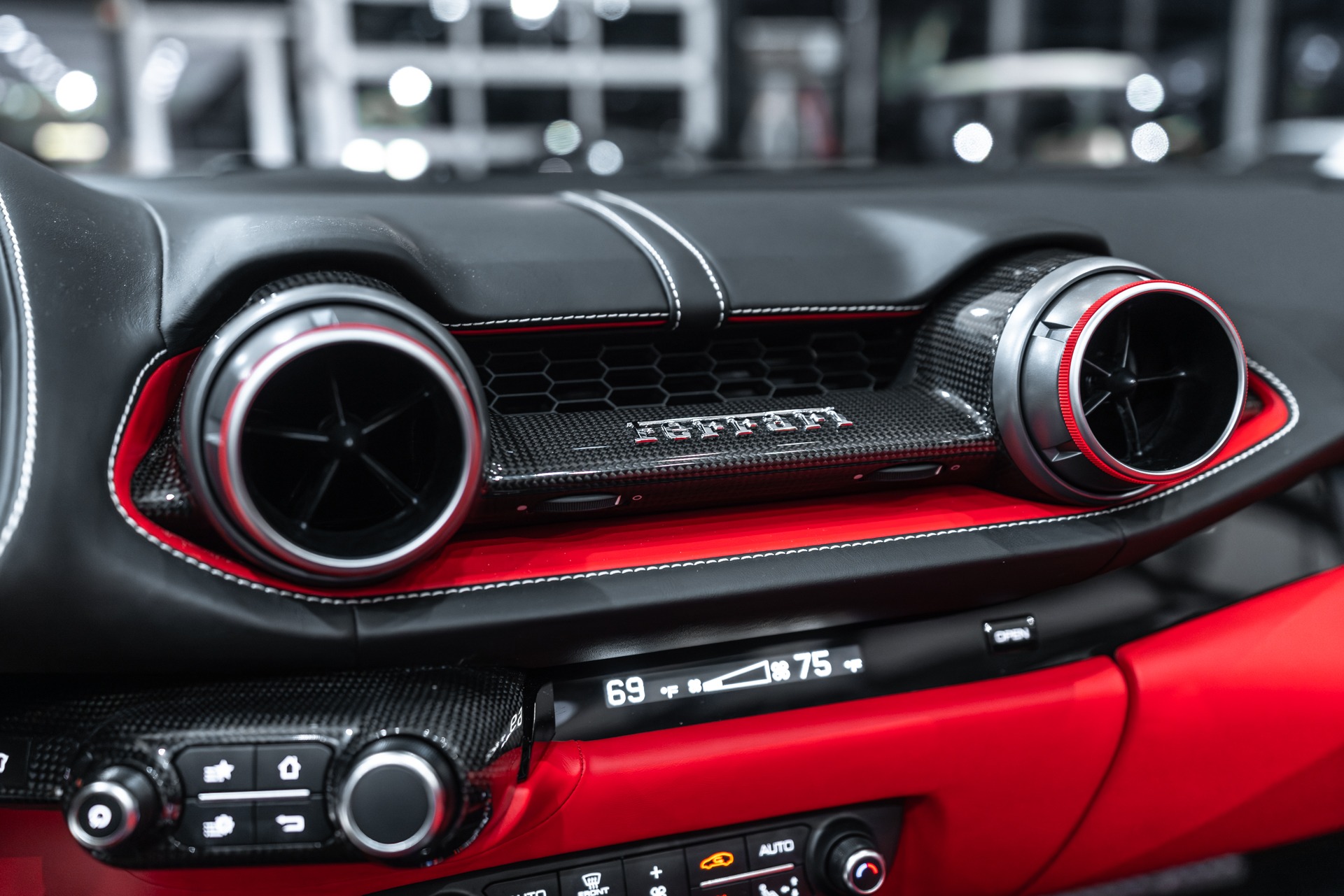 2023 Ferrari 812 GTS Base - Photo 18