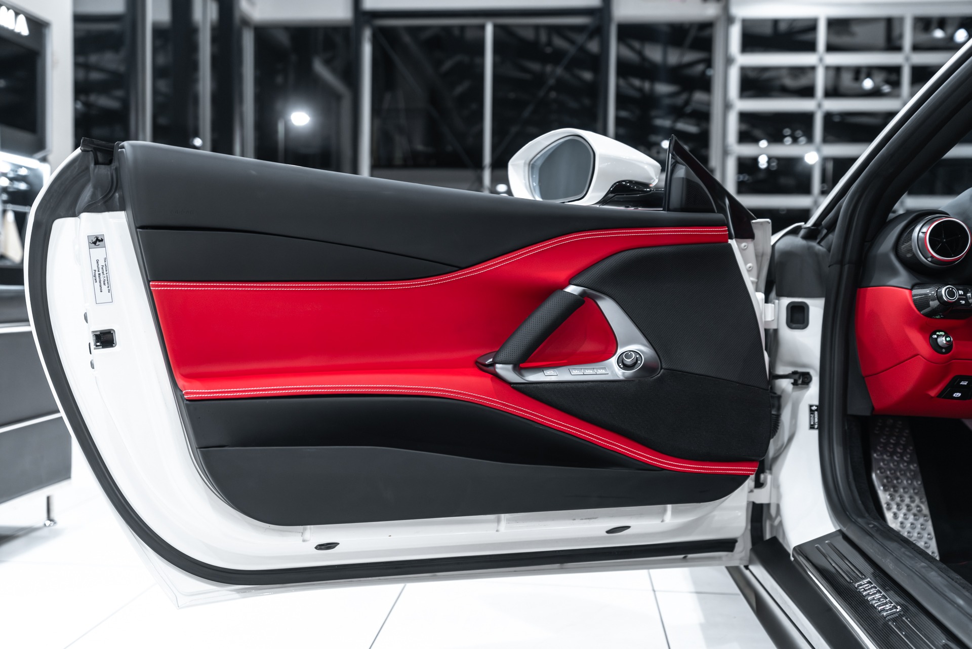2023 Ferrari 812 GTS Base - Photo 30