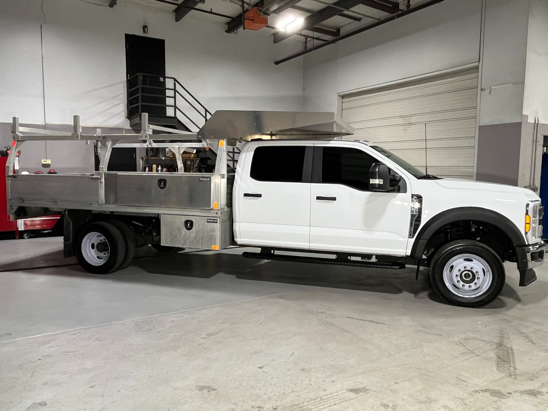 2023 Ford F-550 Super Duty Chassis Cab XL - Photo 4
