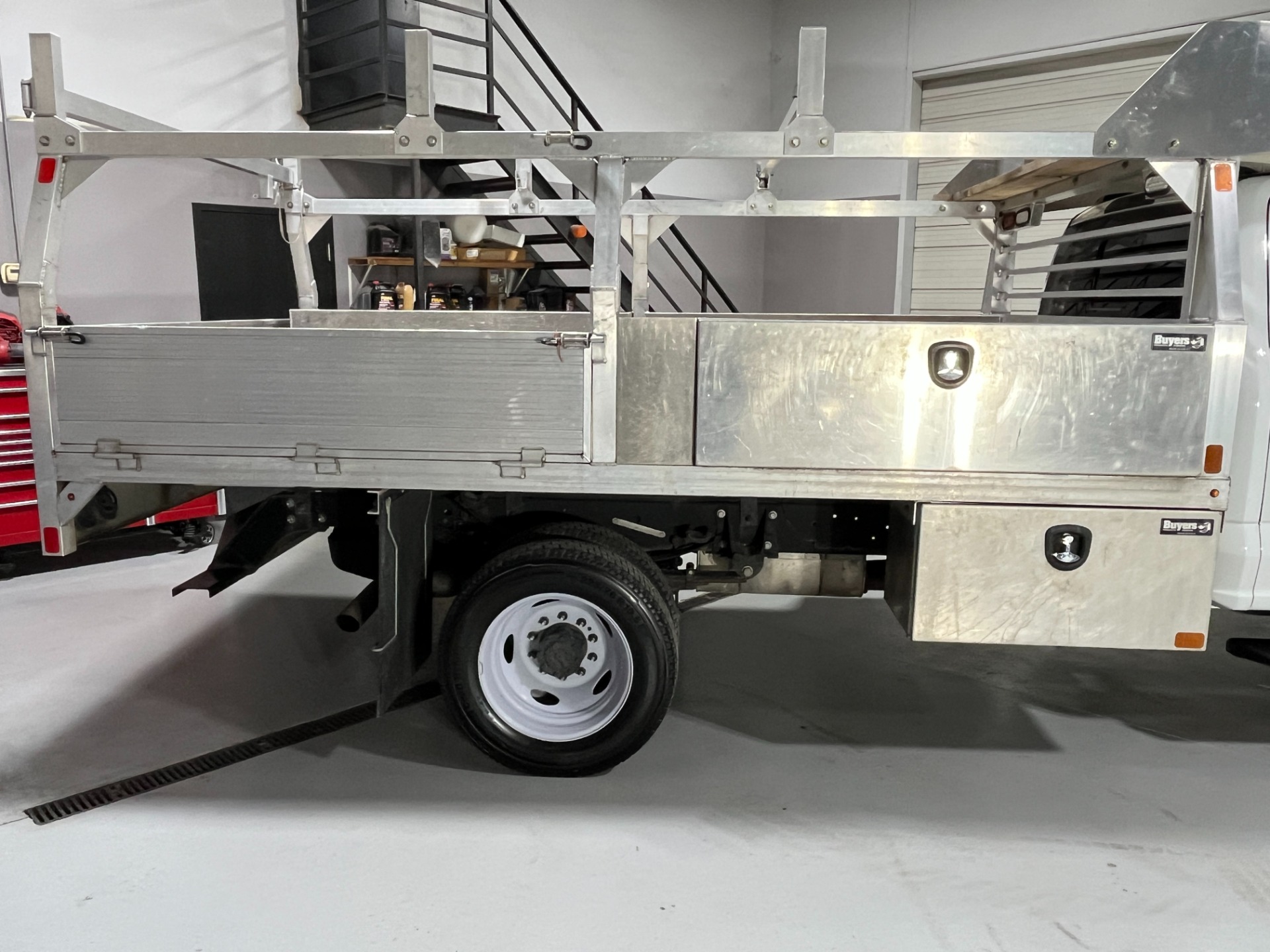 2023 Ford F-550 Super Duty Chassis Cab XL - Photo 6