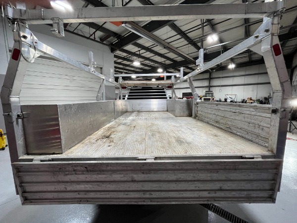 2023 Ford F-550 Super Duty Chassis Cab XL - Photo 40