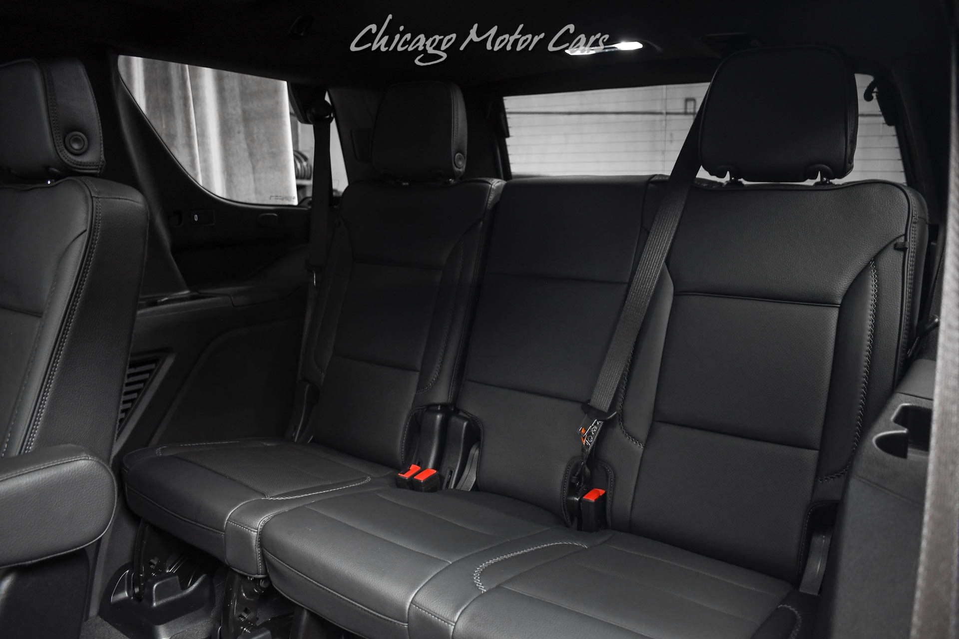 2025 GMC Yukon Denali - Photo 28