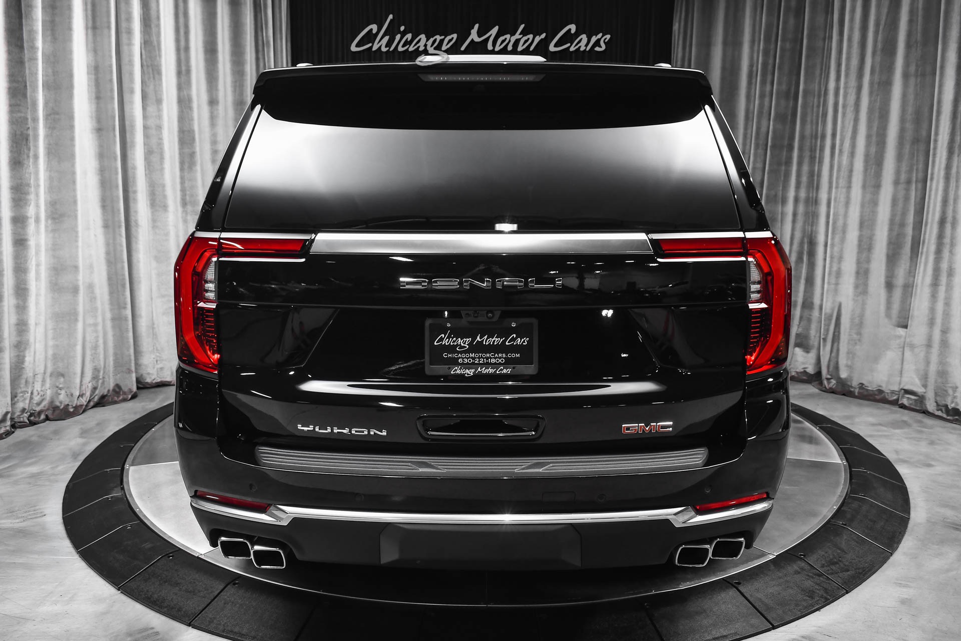 2025 GMC Yukon Denali - Photo 4