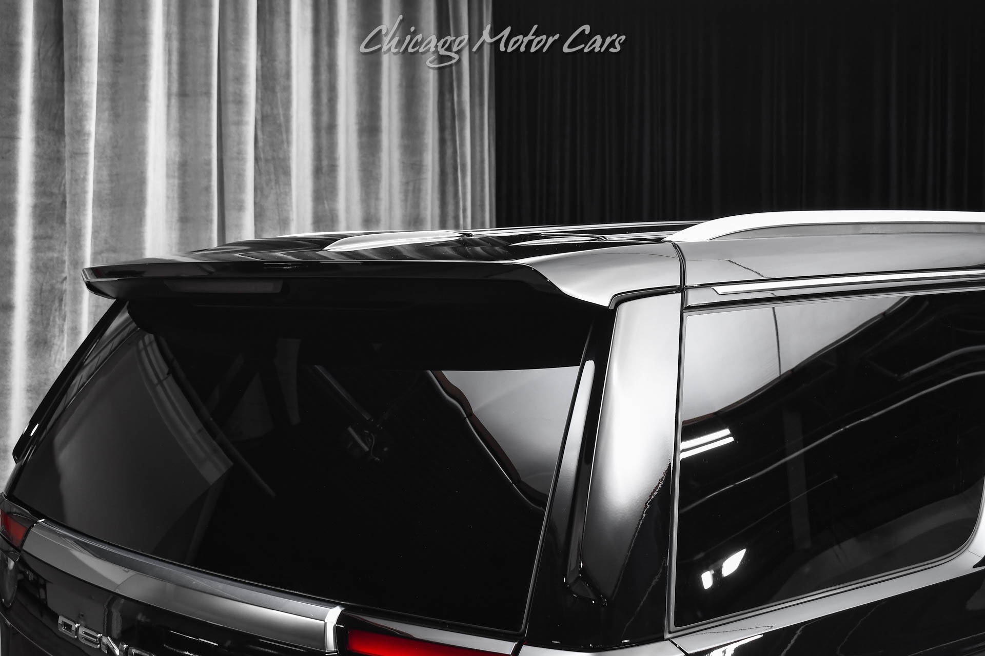 2025 GMC Yukon Denali - Photo 45