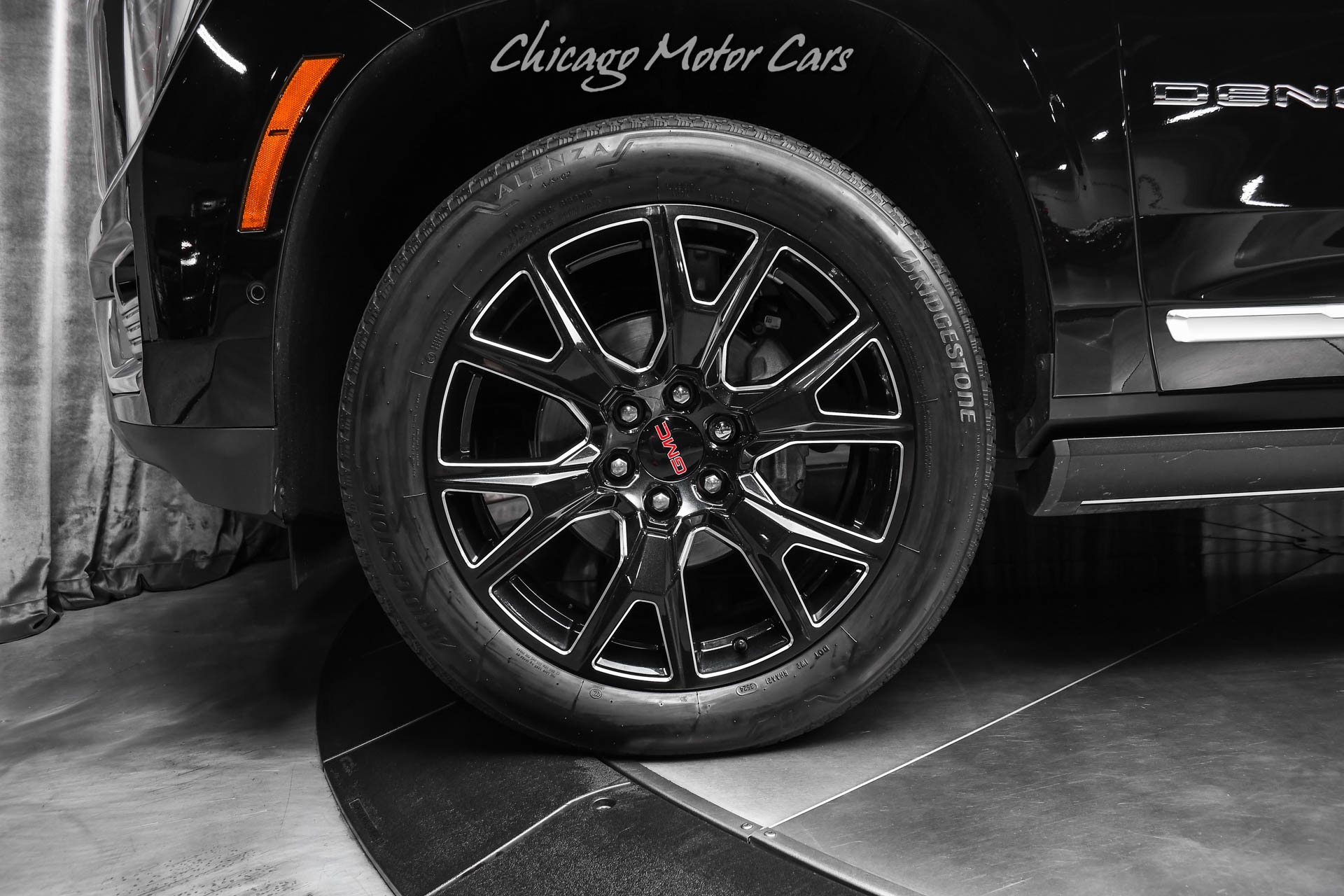 2025 GMC Yukon Denali - Photo 51