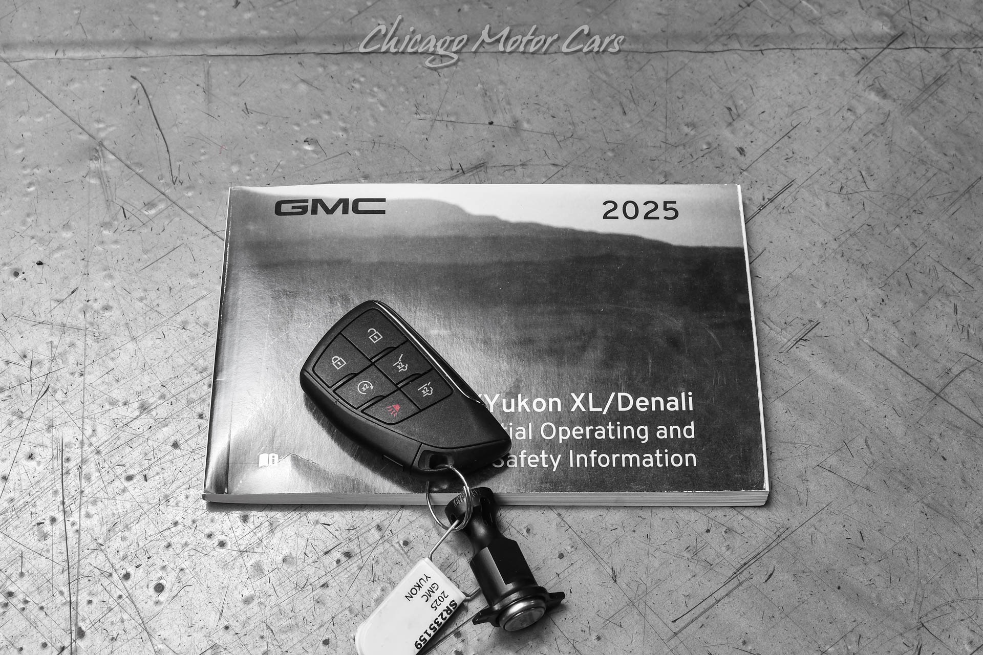 2025 GMC Yukon Denali - Photo 60