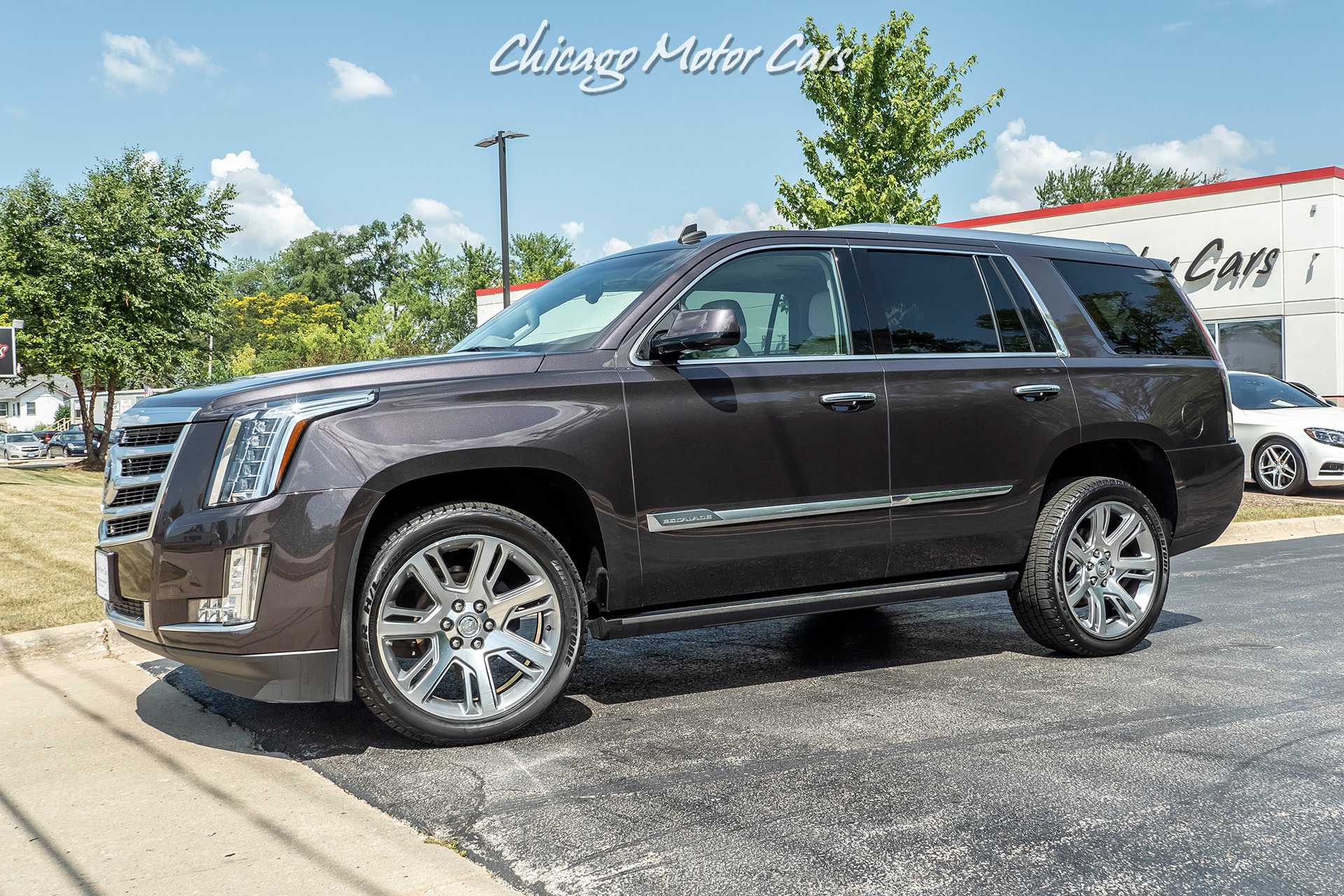 Used 2015 Cadillac Escalade Premium AWD SUV LOADED! 22 INCH WHEELS! ONE
